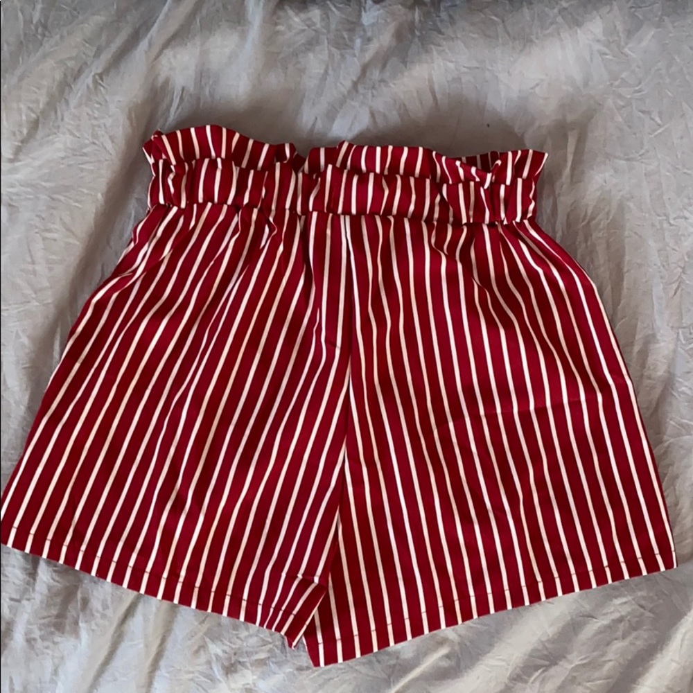 SHEIN Paper Bag Stripped Shorts - Picture 2 of 4